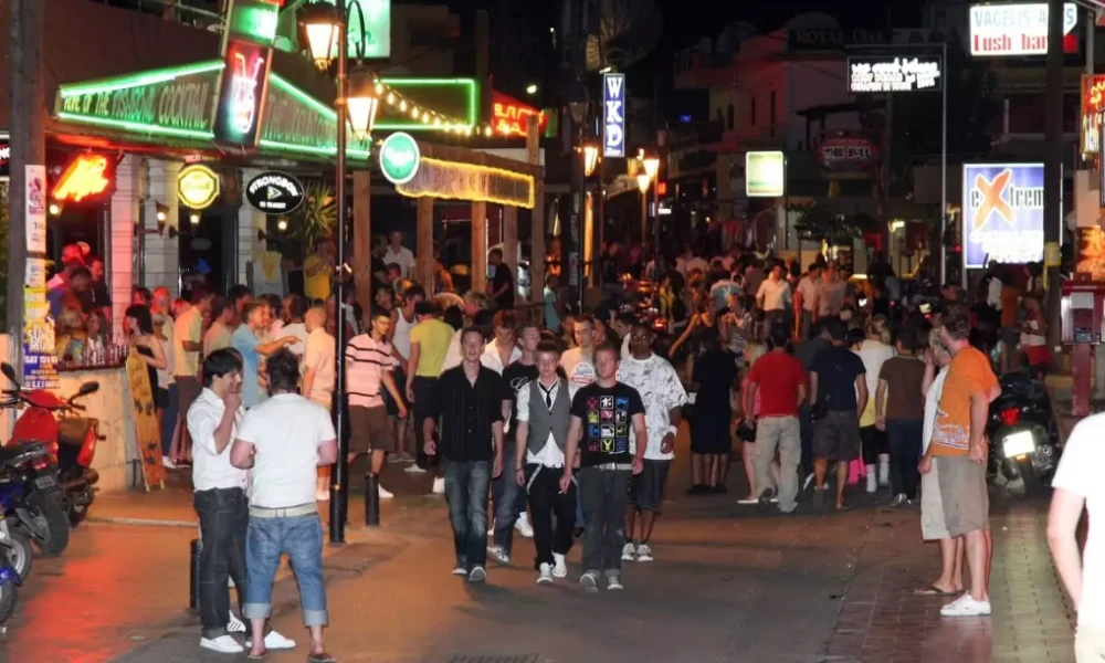 Ανήλικη τουρίστρια κατήγγειλε τον βιασμό της σε μπαρ στα Μάλια της Κρήτης